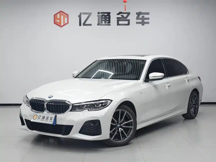 BMW 3 Series 2021 — фото 1