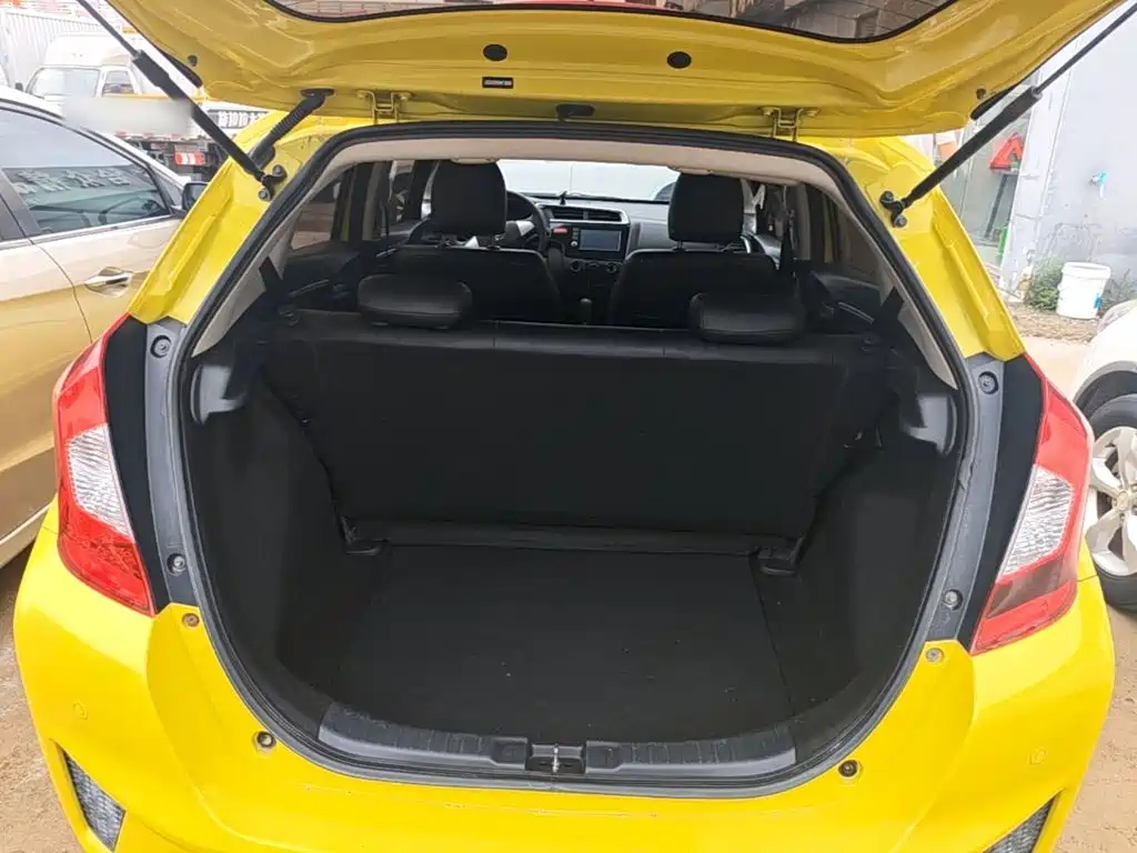 Honda Fit 2017 — фото 19