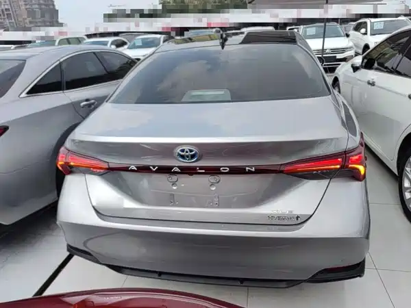 Toyota Avalon 2022