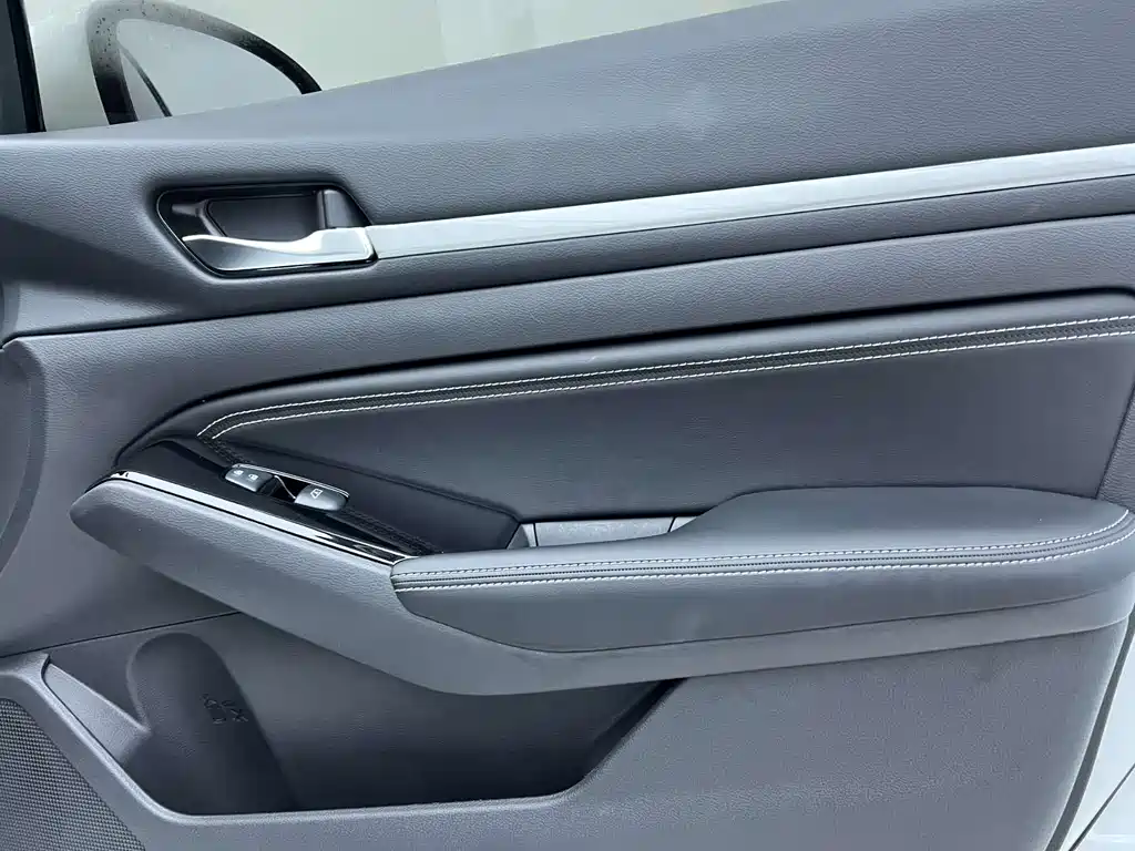 Nissan Teana 2025 — фото 14