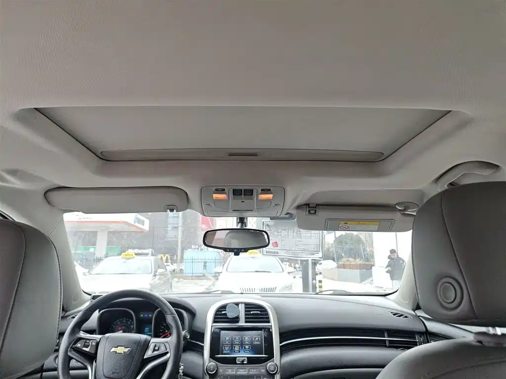 Chevrolet Malibu 2015 — фото 14