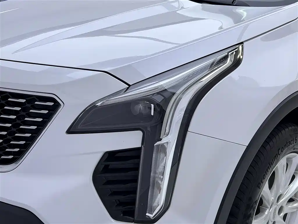 Cadillac XT4 2019 — фото 9
