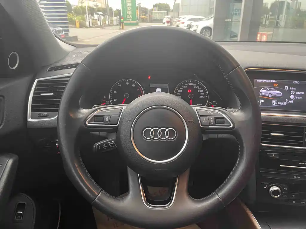 Audi Q5 2015 — фото 7