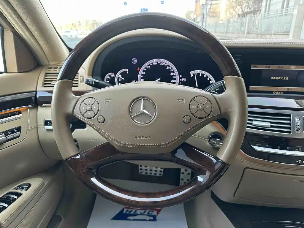 Brabus S-Class 2019 — фото 11