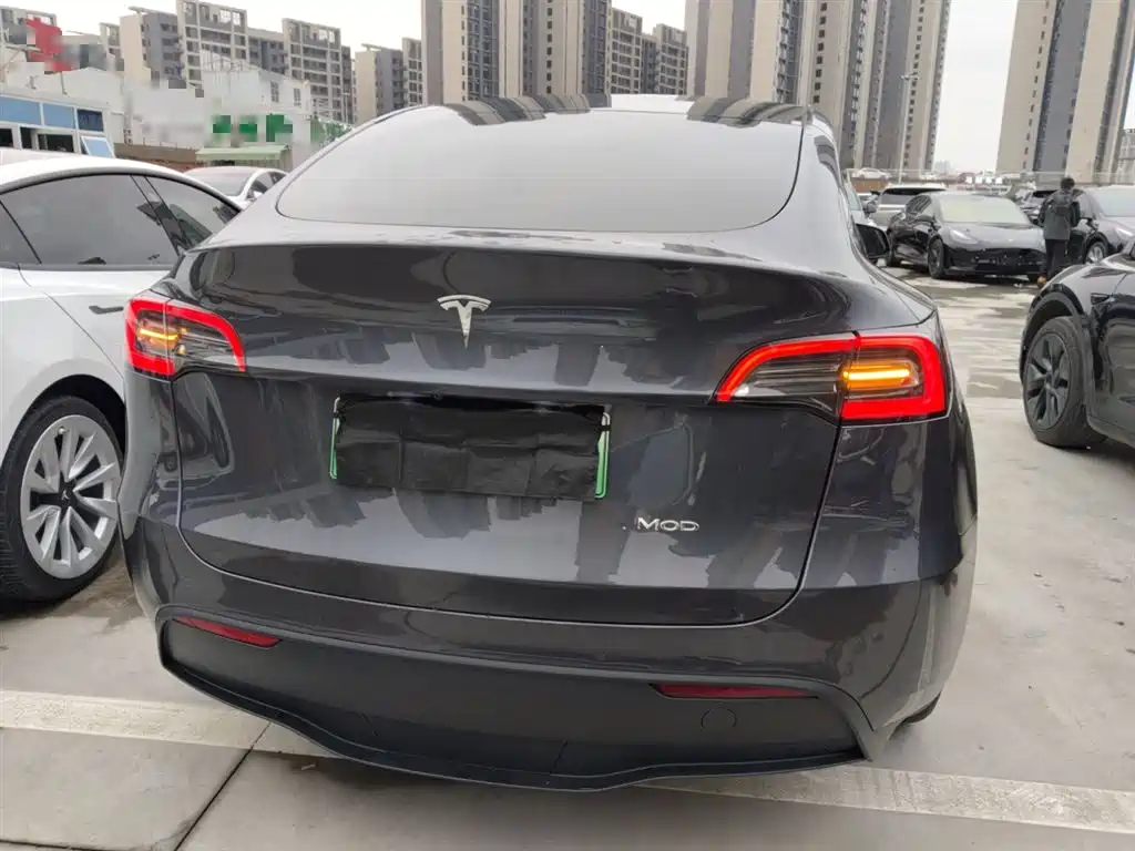 Tesla Model Y 2022 — фото 6