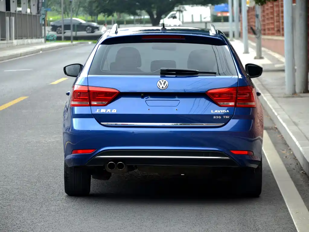 Volkswagen Gran Lavida 2015