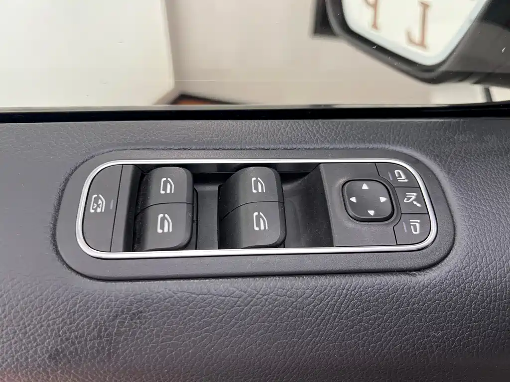 Mercedes-Benz G-Class 2019 — фото 15