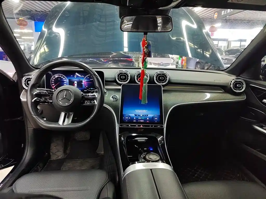 Mercedes-Benz C-Class 2022 — фото 10
