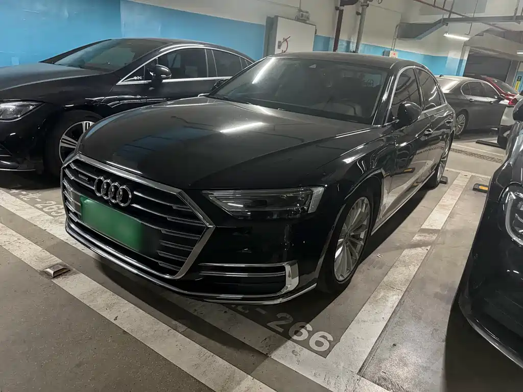 Audi A8 2021