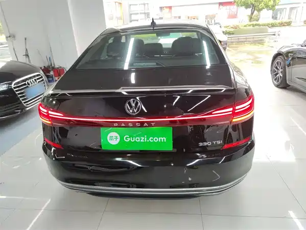 Volkswagen Passat 2022