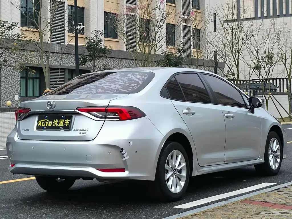 Toyota Corolla 2021 — фото 3