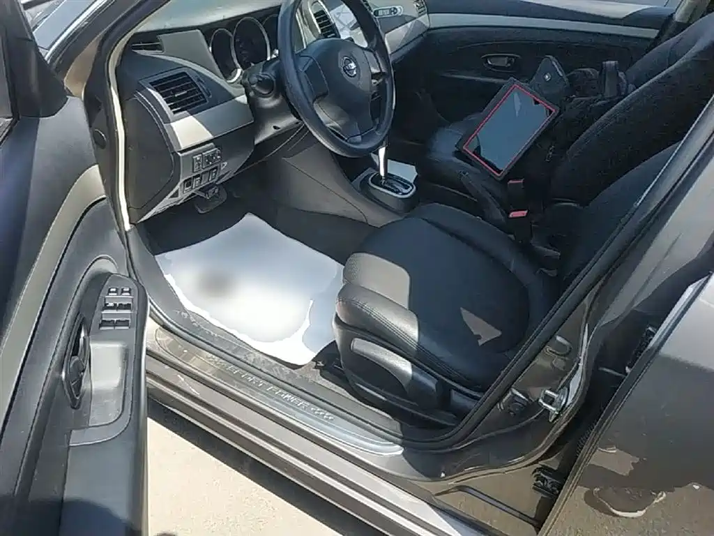 Nissan Sylphy 2018 — фото 16