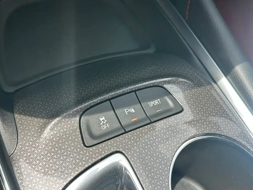 Chevrolet Malibu XL 2020 — фото 20