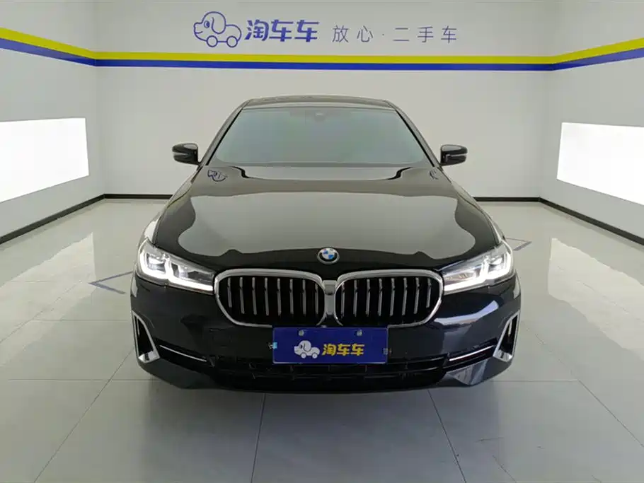 BMW 5 Series 2022