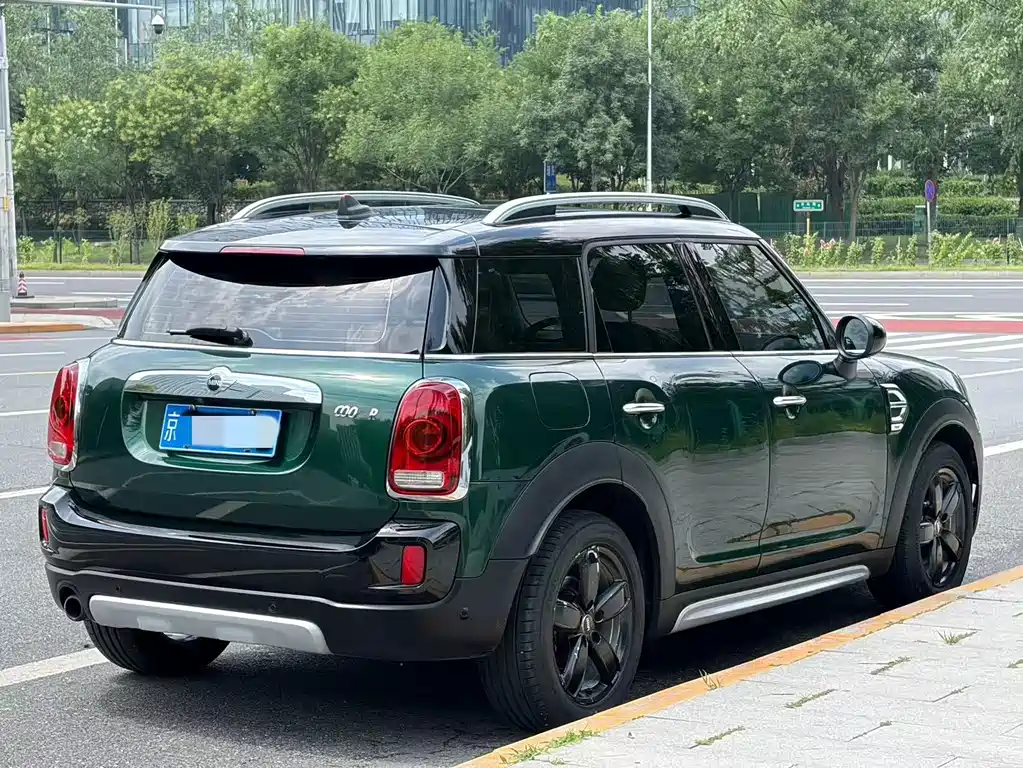 MINI Countryman 2019 — фото 17