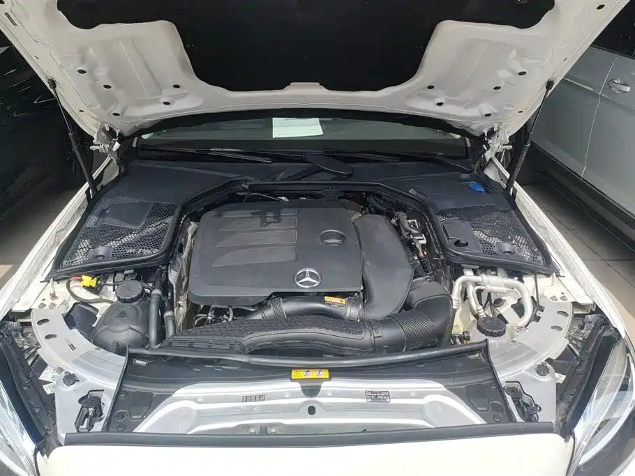 Mercedes-Benz C-Class 2020 — фото 10