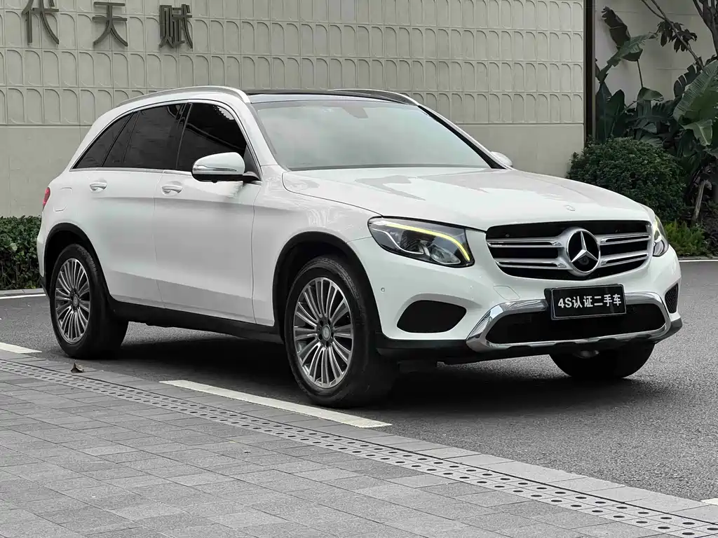 Mercedes-Benz GLC 2017 — фото 3