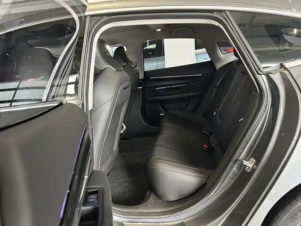 XPeng P7 2021