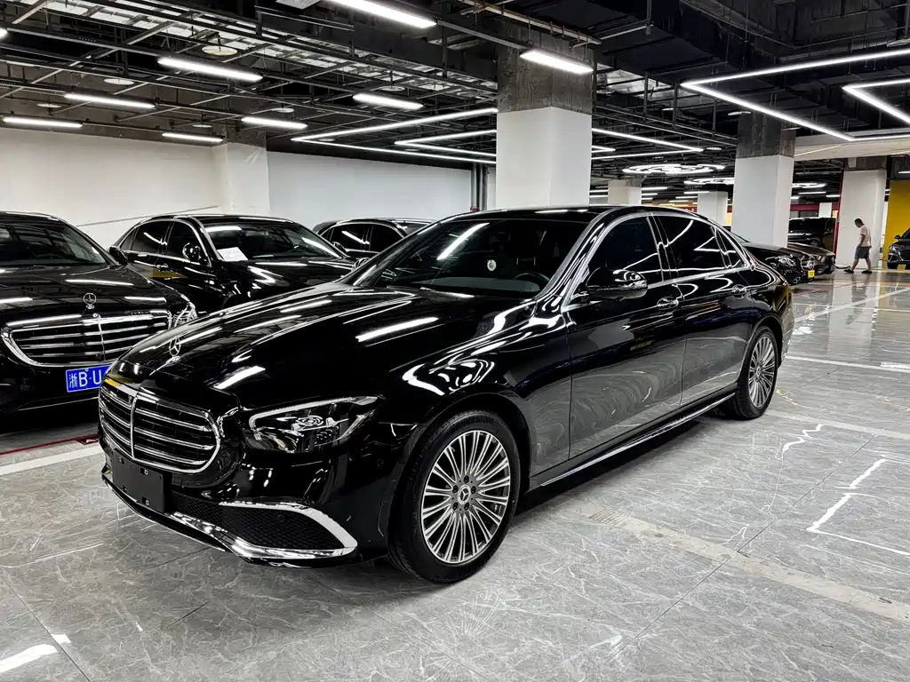 Mercedes-Benz E-Class 2021