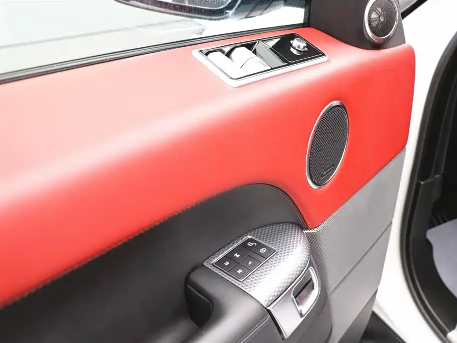 Land Rover Sport 2021 — фото 11