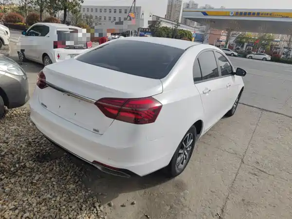 Geely Emgrand 2019