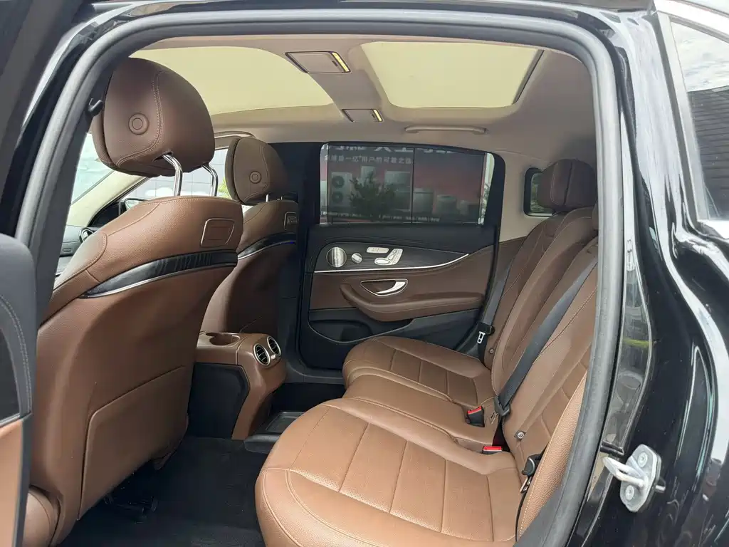 Mercedes-Benz E-Class 2019