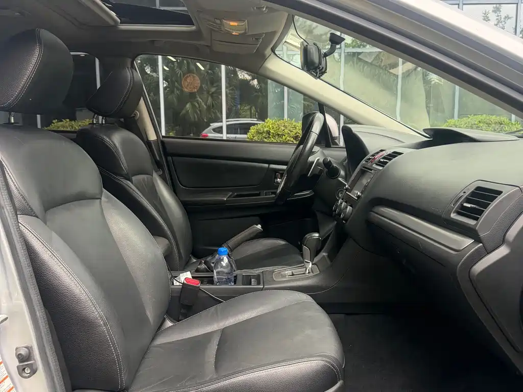 Subaru XV 2012