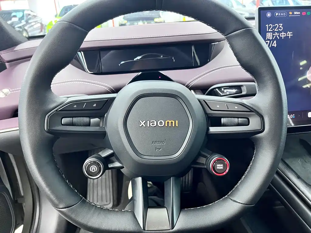 Xiaomi SU7 2024