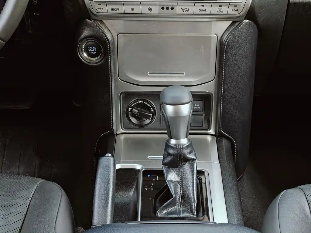 Toyota Prado 2018 — фото 15