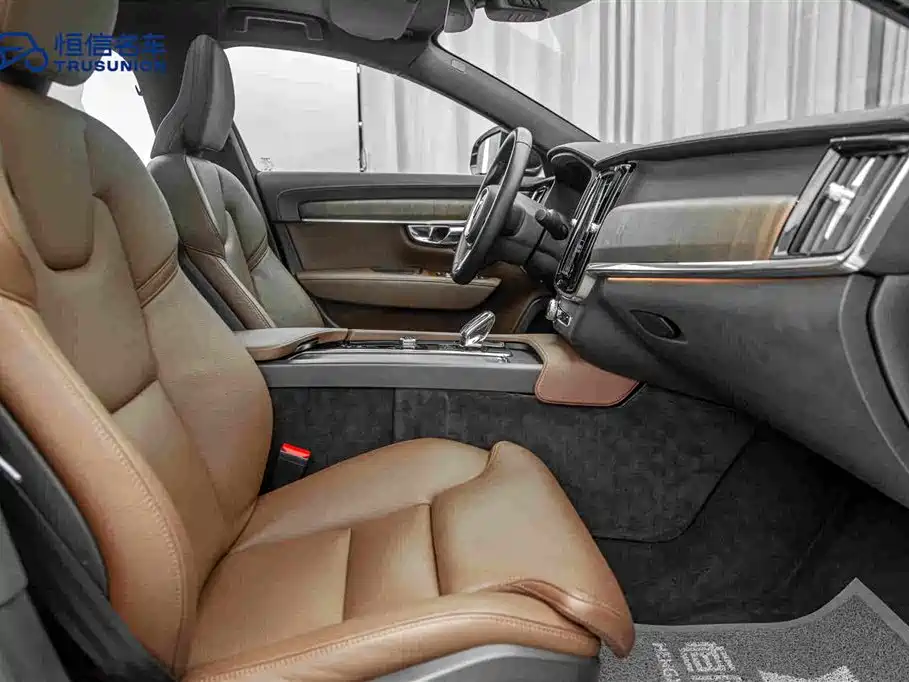 Volvo S90 2021 — фото 15