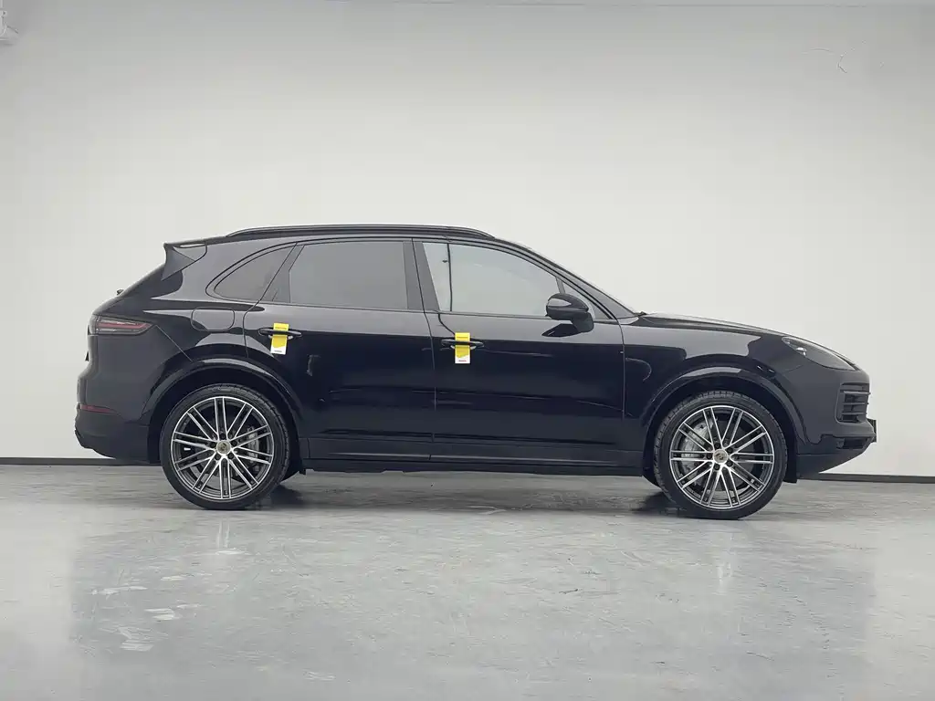 Porsche Cayenne 2019 — фото 14