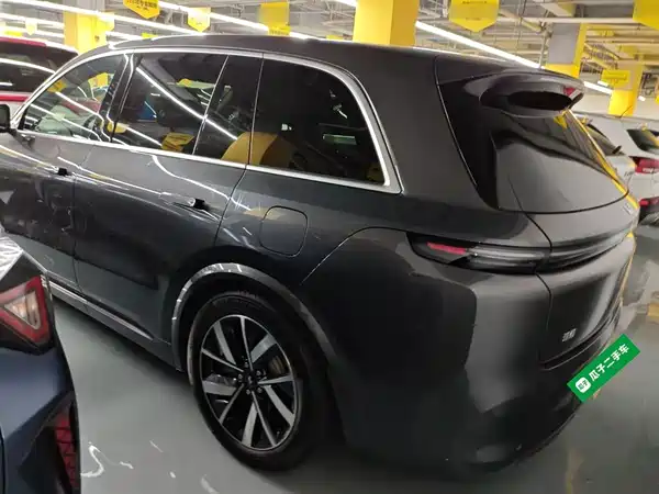 Li Auto L8 2023