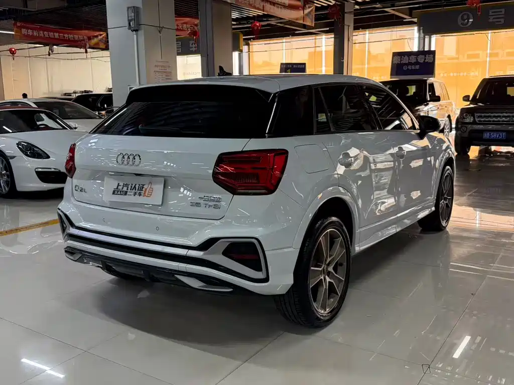 Audi Q2L 2022