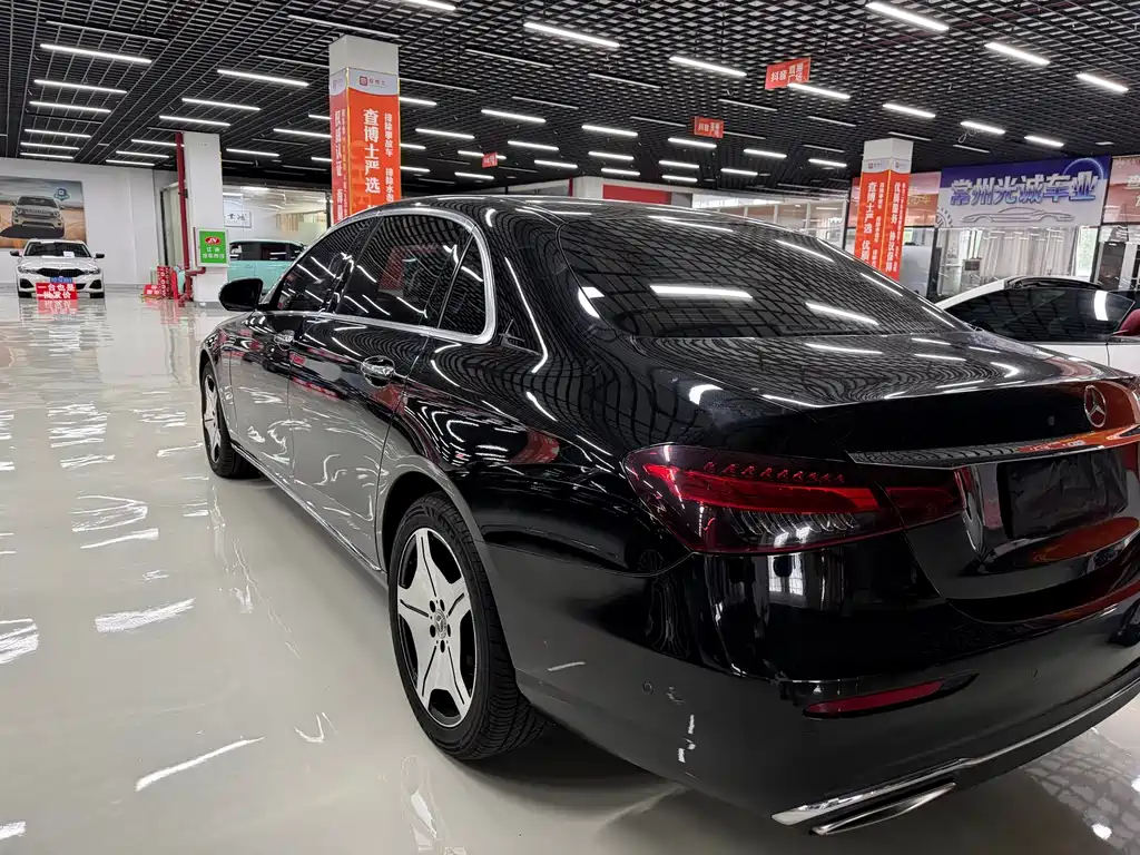 Mercedes-Benz E-Class 2021
