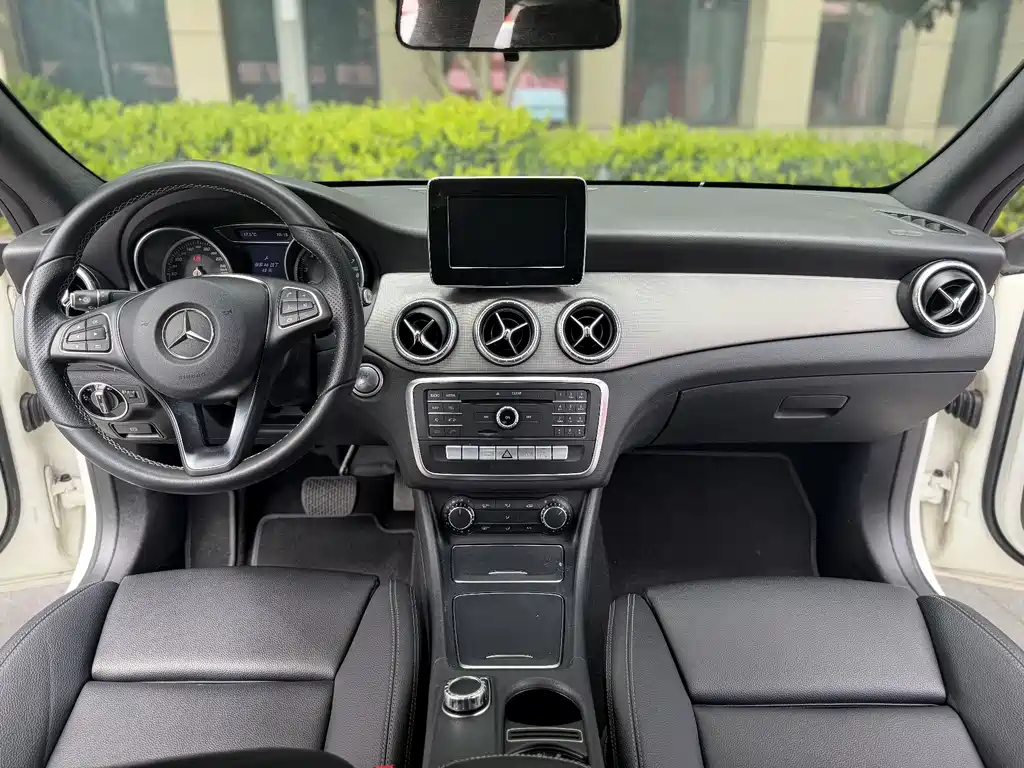 Mercedes-Benz CLA 2017 — фото 6