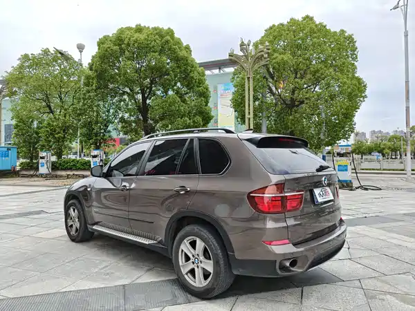 BMW X5 2011