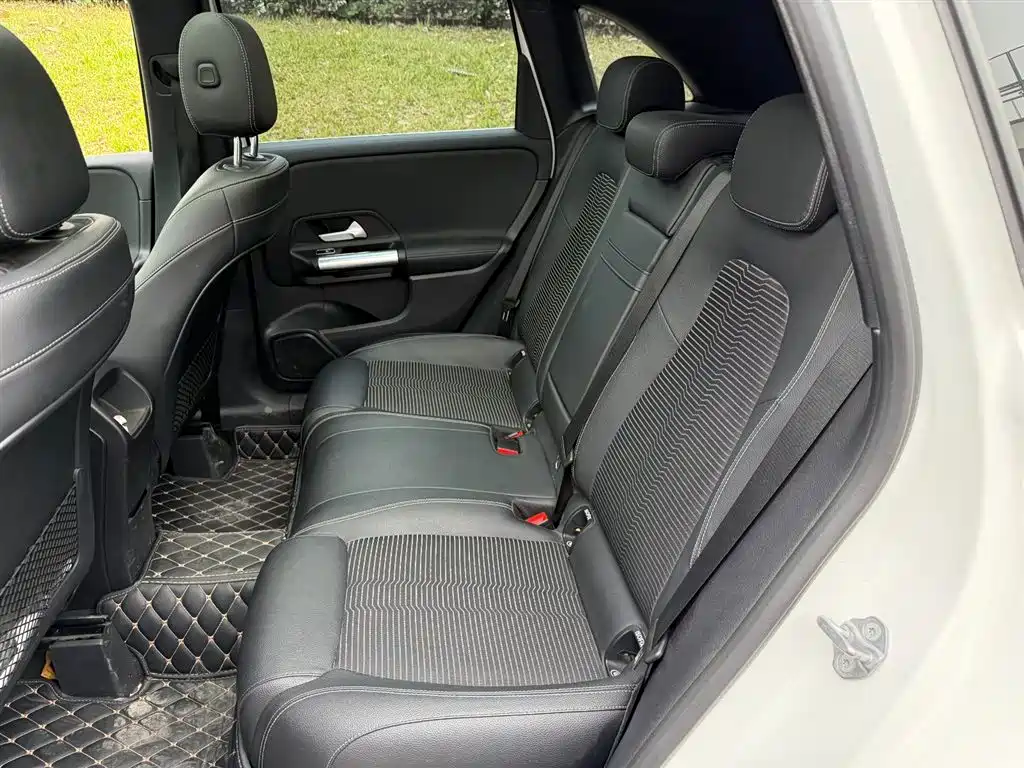Mercedes-Benz B-Class 2020 — фото 10
