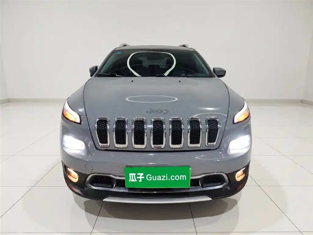 Jeep Cherokee 2018 — фото 3