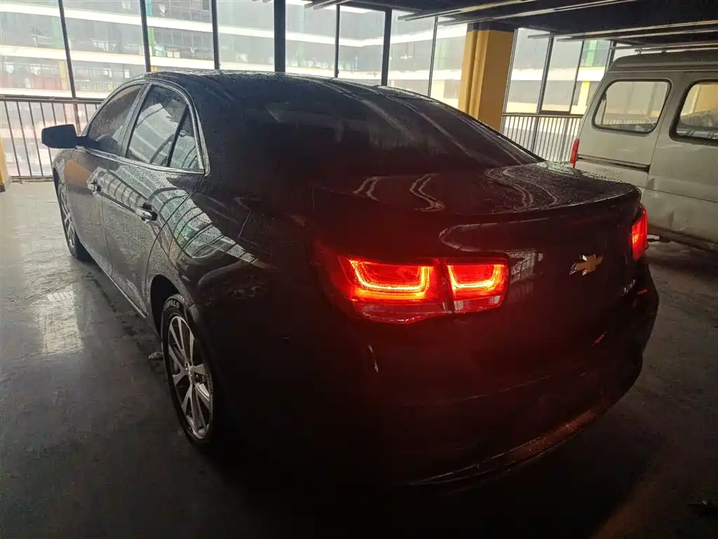 Chevrolet Malibu 2017 — фото 22