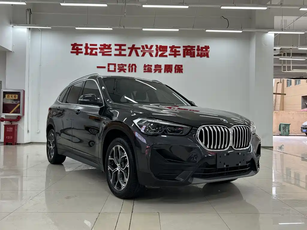 BMW X1 2021 — фото 3