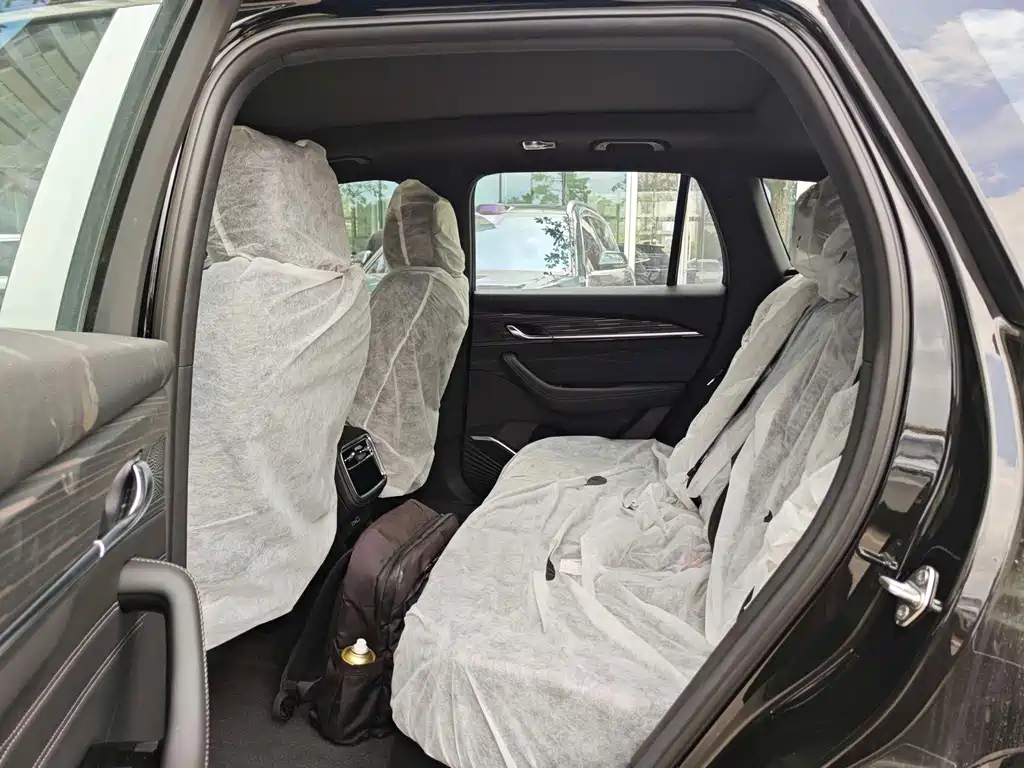 Geely Xingyue L 2026