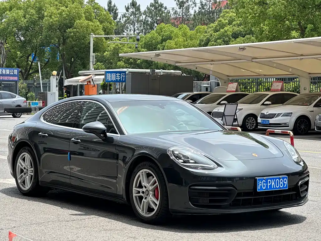 Porsche Panamera 2023 — фото 19