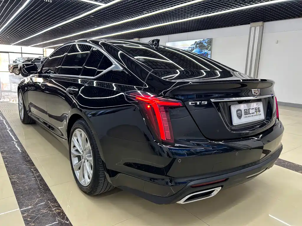 Cadillac CT5 2023 — фото 5