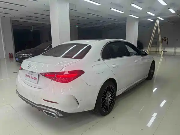 Mercedes-Benz C-Class 2022
