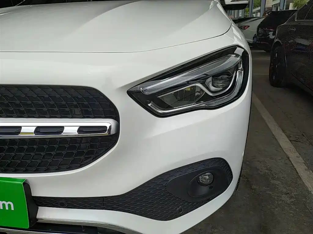 Mercedes-Benz GLA 2021 — фото 24