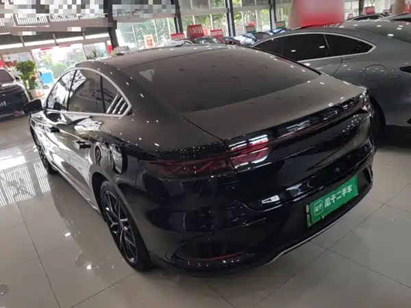 BYD Han 2025