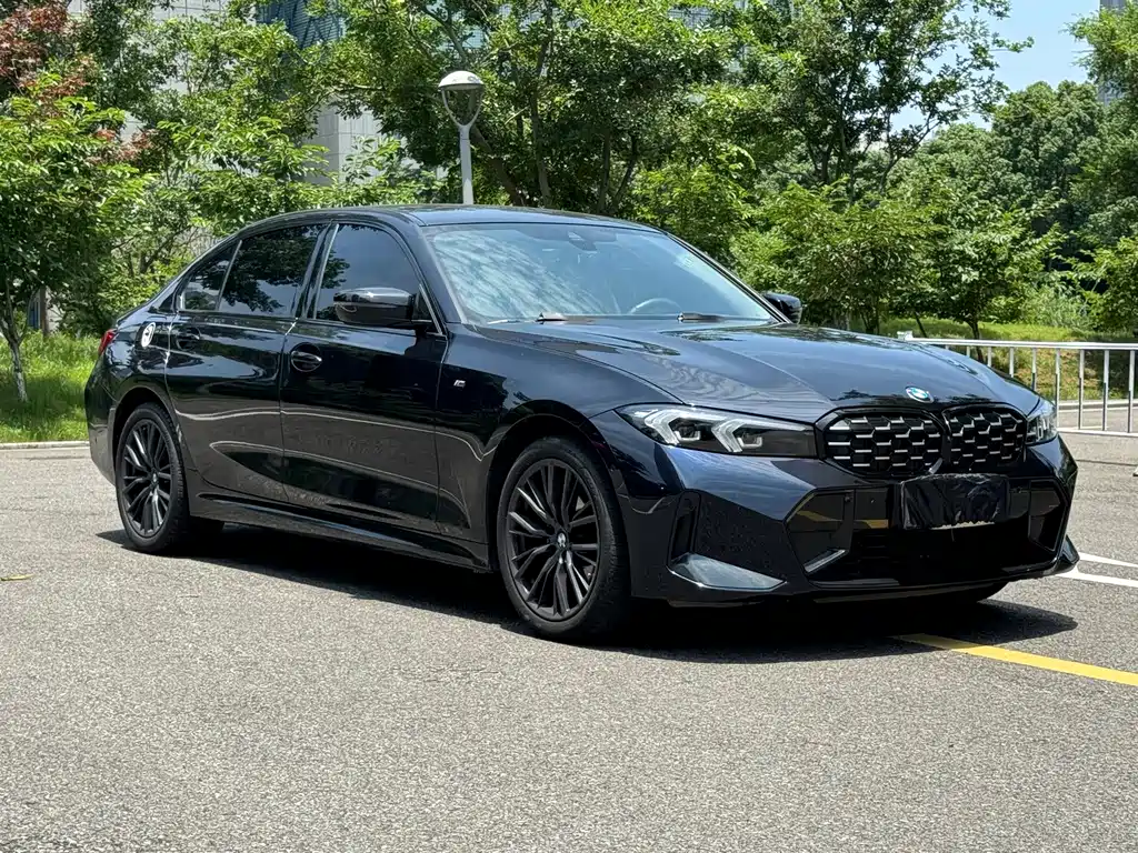 BMW 3 Series 2024