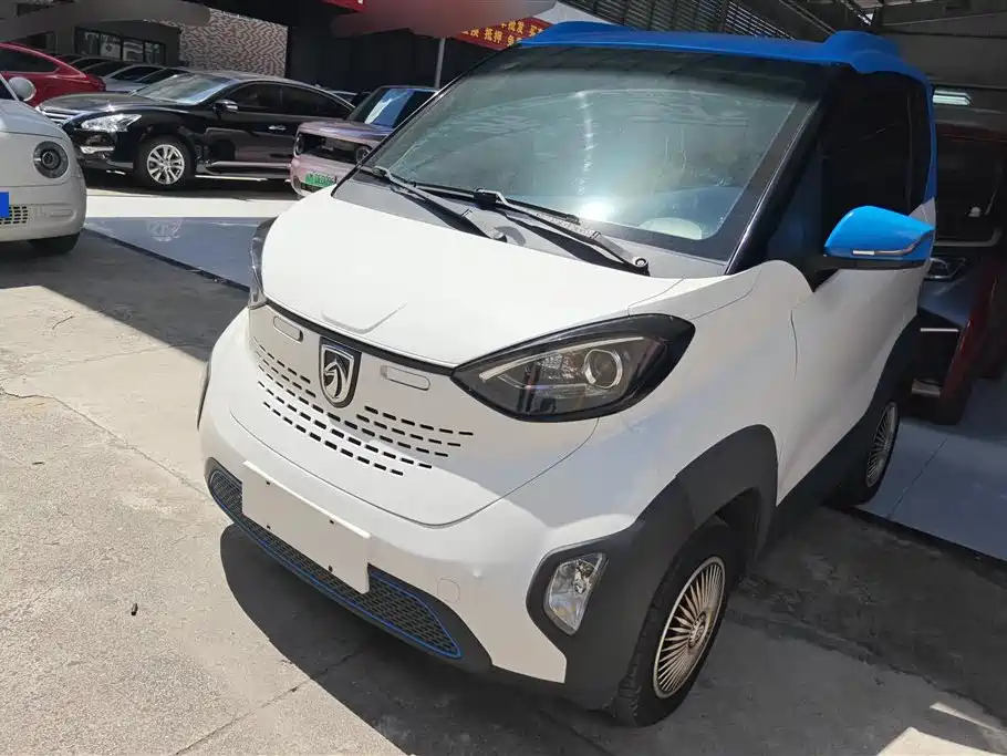 Baojun E100 2020