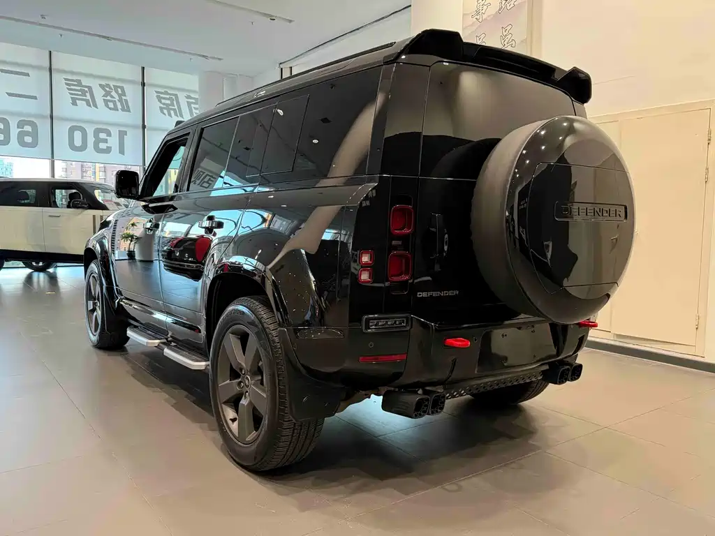 Land Rover Defender 2026 — фото 22