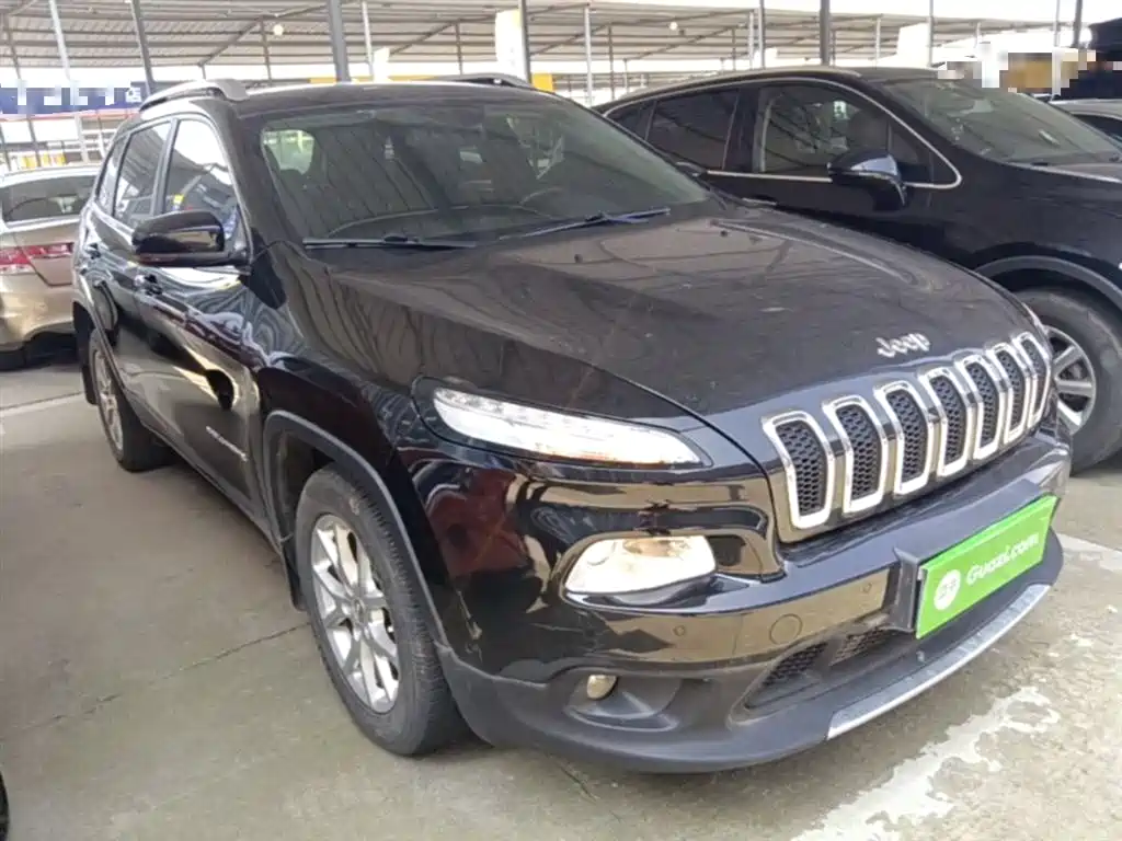 Jeep Cherokee 2016 — фото 4